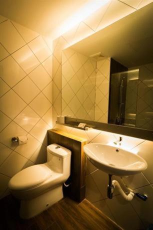 קואנטאן Mandurah Hotel מראה חיצוני תמונה